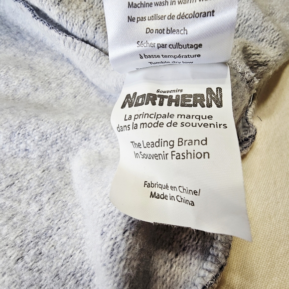 Sault Ste. Marie Canada Womens Zip Up Sweatshirt Size Large Embroidered - Picture 10 of 10